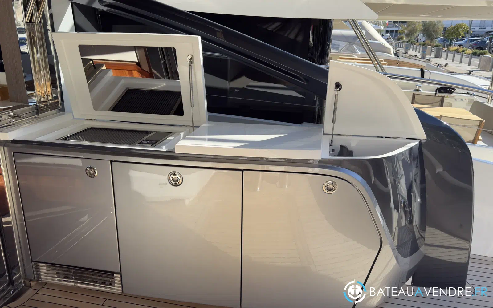 slider 8 Princess V55