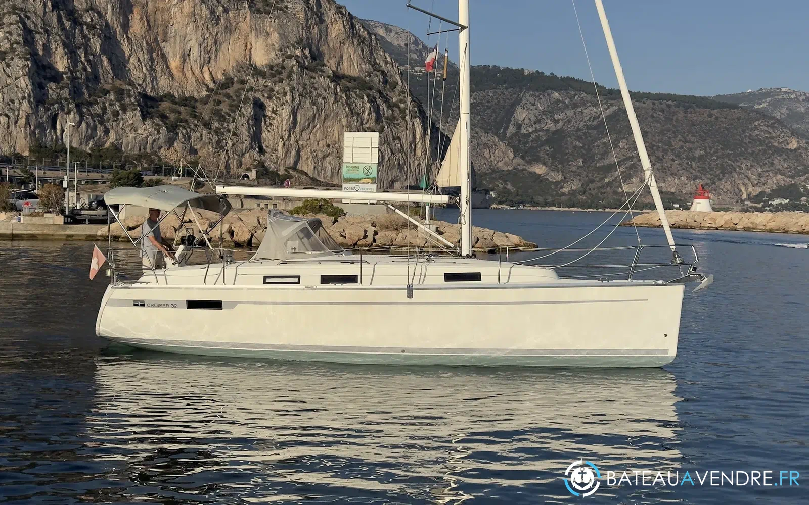 slider 1 Bavaria Cruiser 32