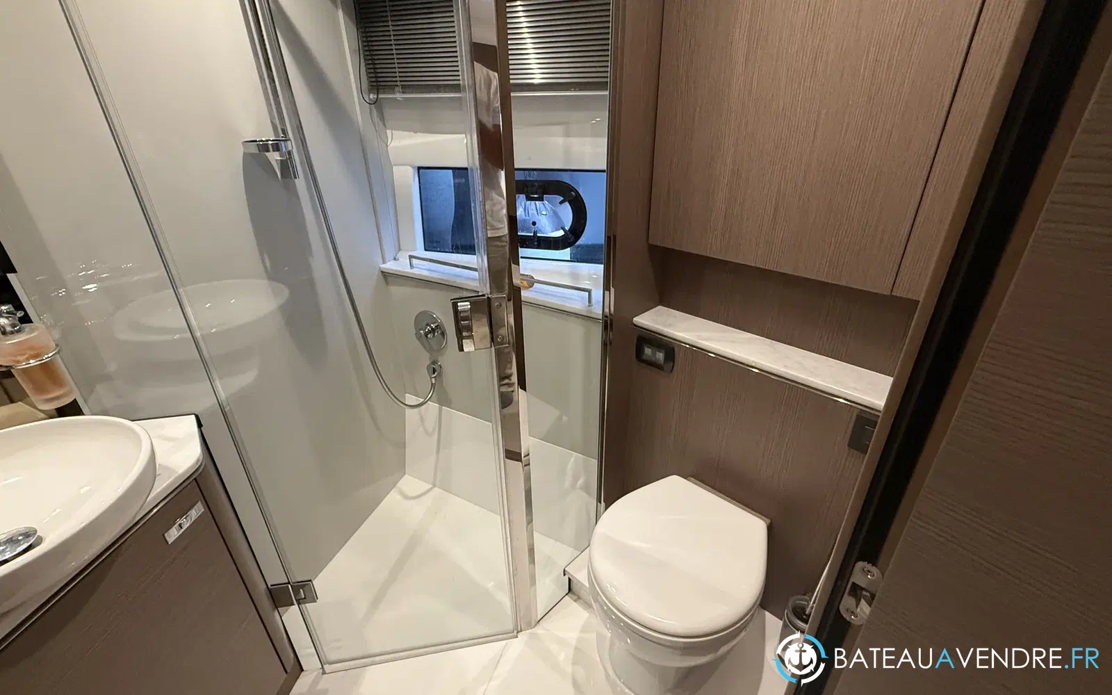 slider 42 Princess V50
