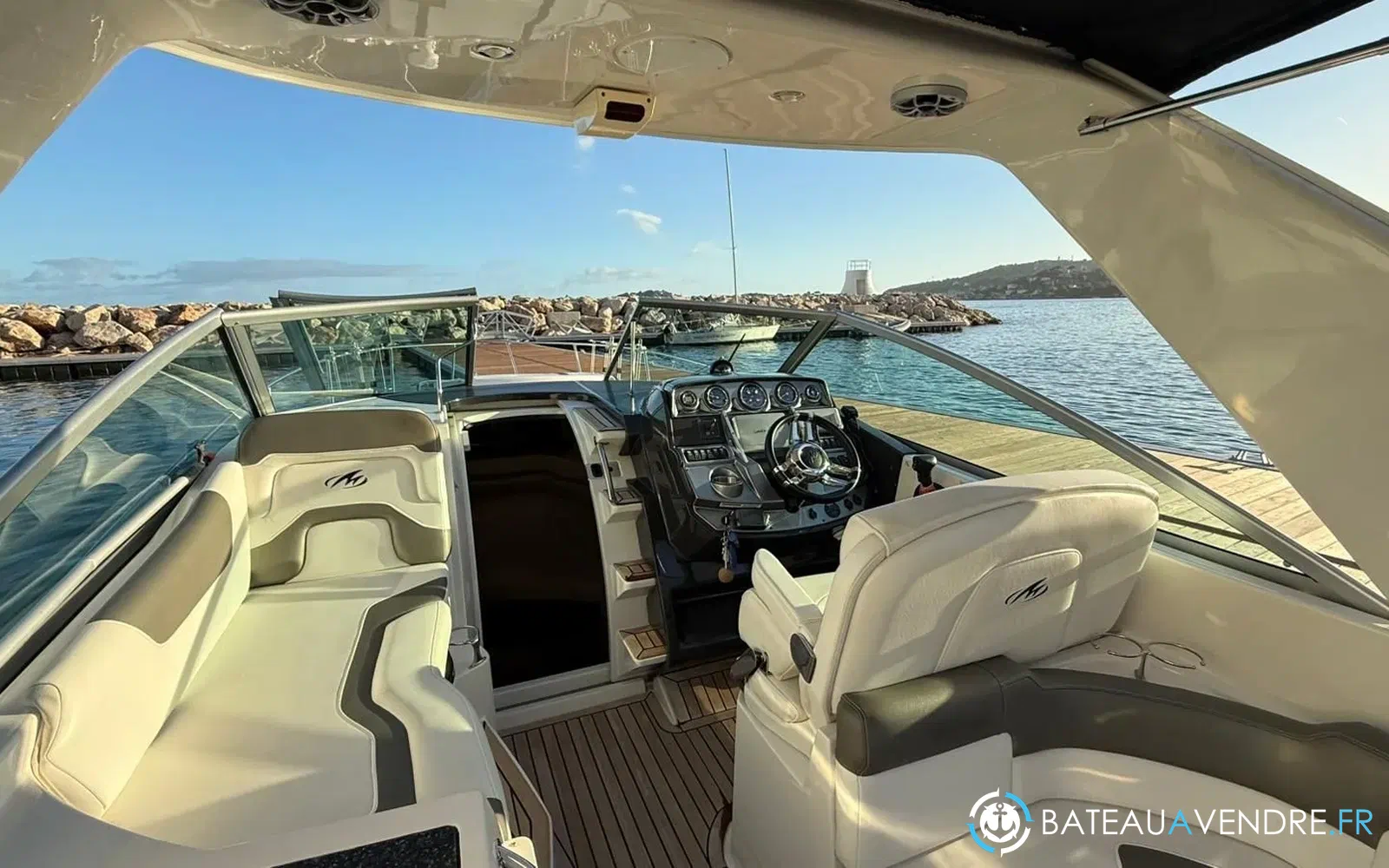 slider 18 Monterey 295 Cruiser
