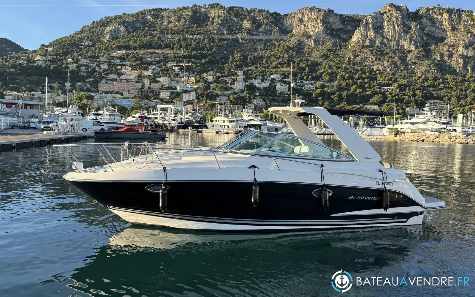 slider 8 Monterey 295 Cruiser