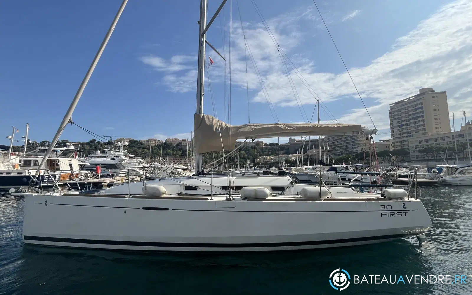 slider 0 Beneteau First 30 Jk