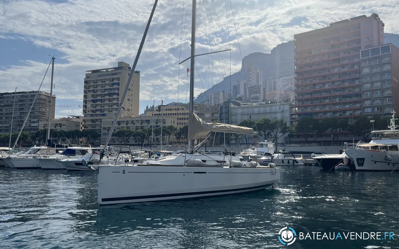 slider 1 Beneteau First 30 Jk