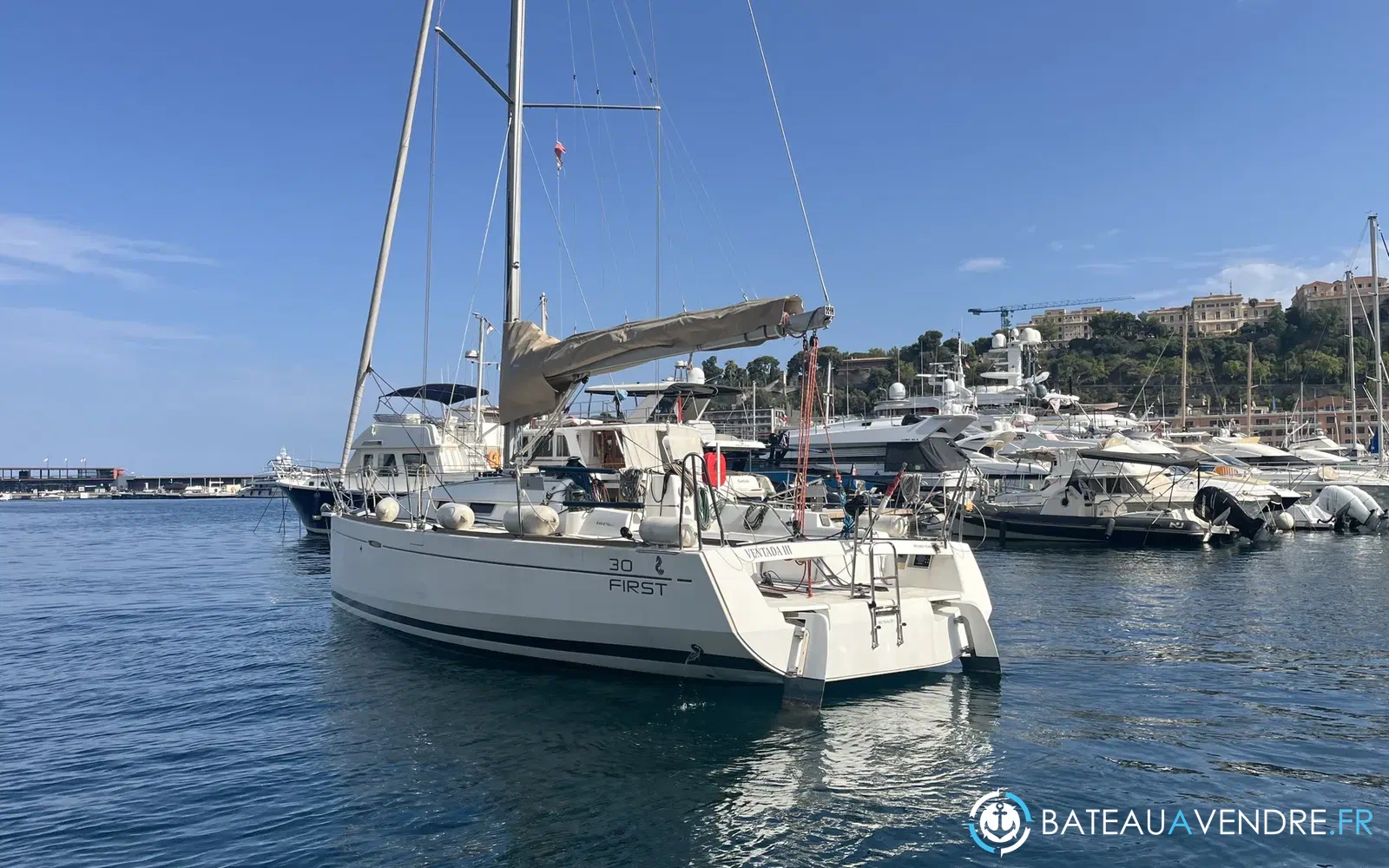 slider 3 Beneteau First 30 Jk