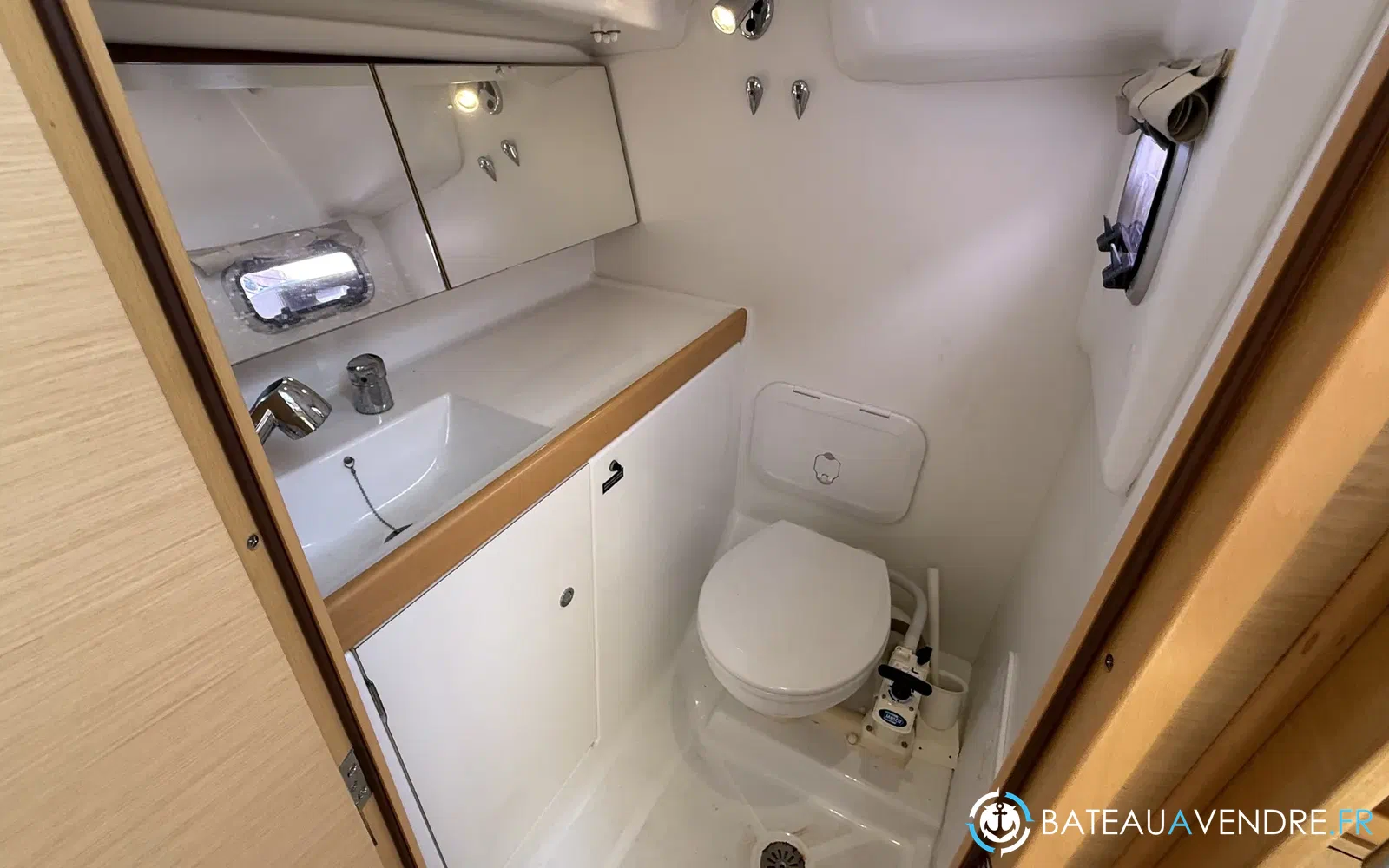 slider 44 Beneteau First 30 Jk