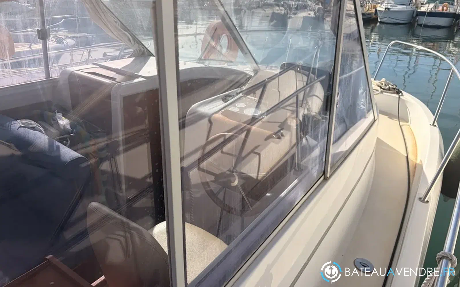 slider 6 Beneteau Antares 7.60