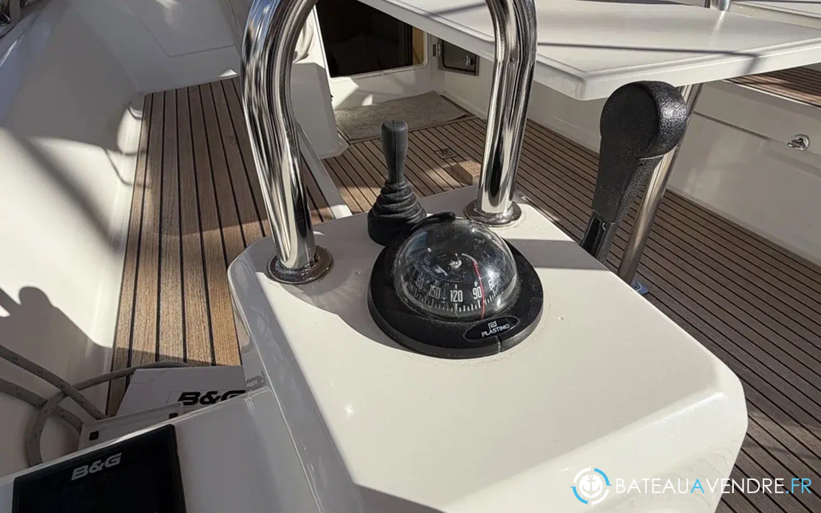 slider 26 Beneteau Oceanis 38.1