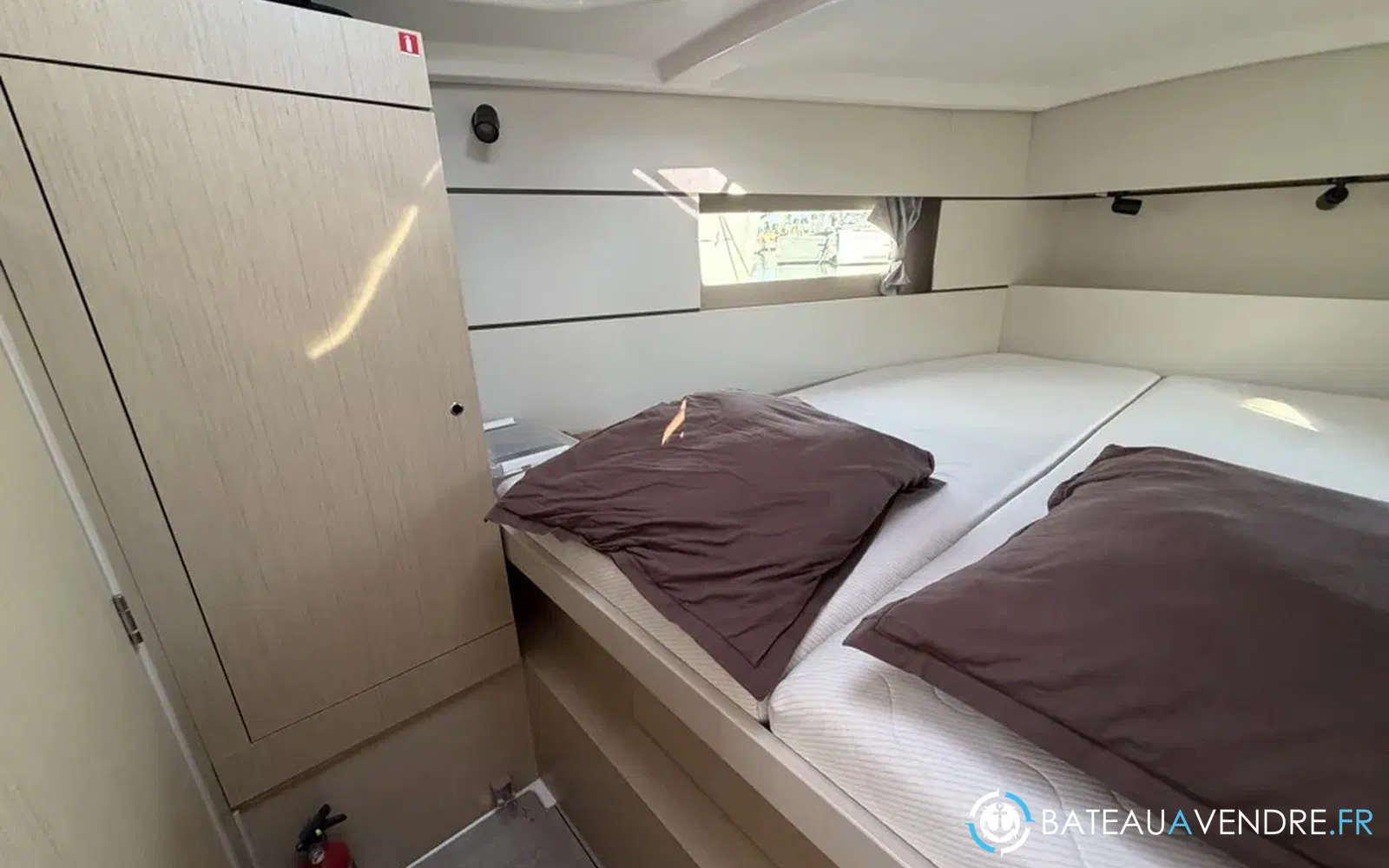 slider 49 Beneteau Oceanis 38.1