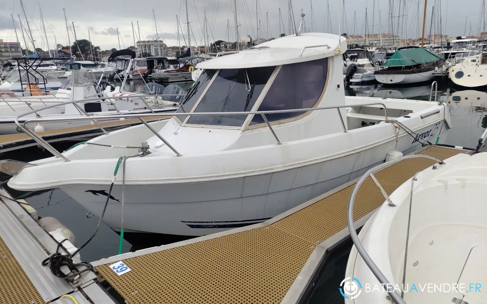 slider 2 Arvor 23