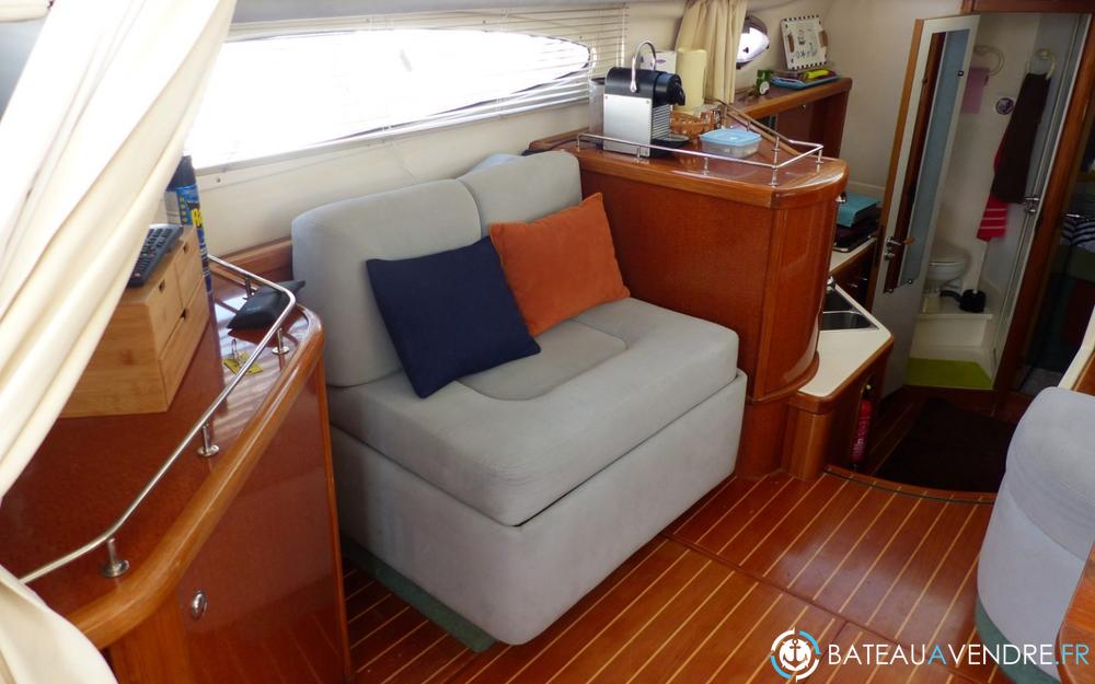 Sealine F 37 interieur photo 4