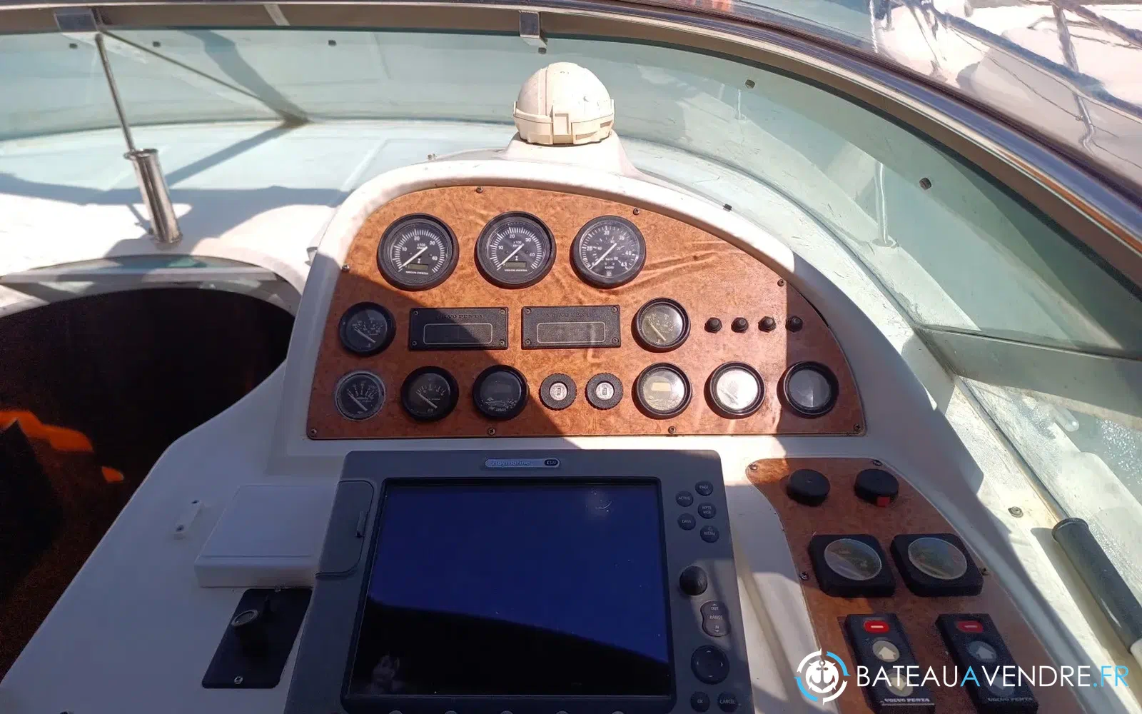 slider 5 Beneteau Flyer 11 GP