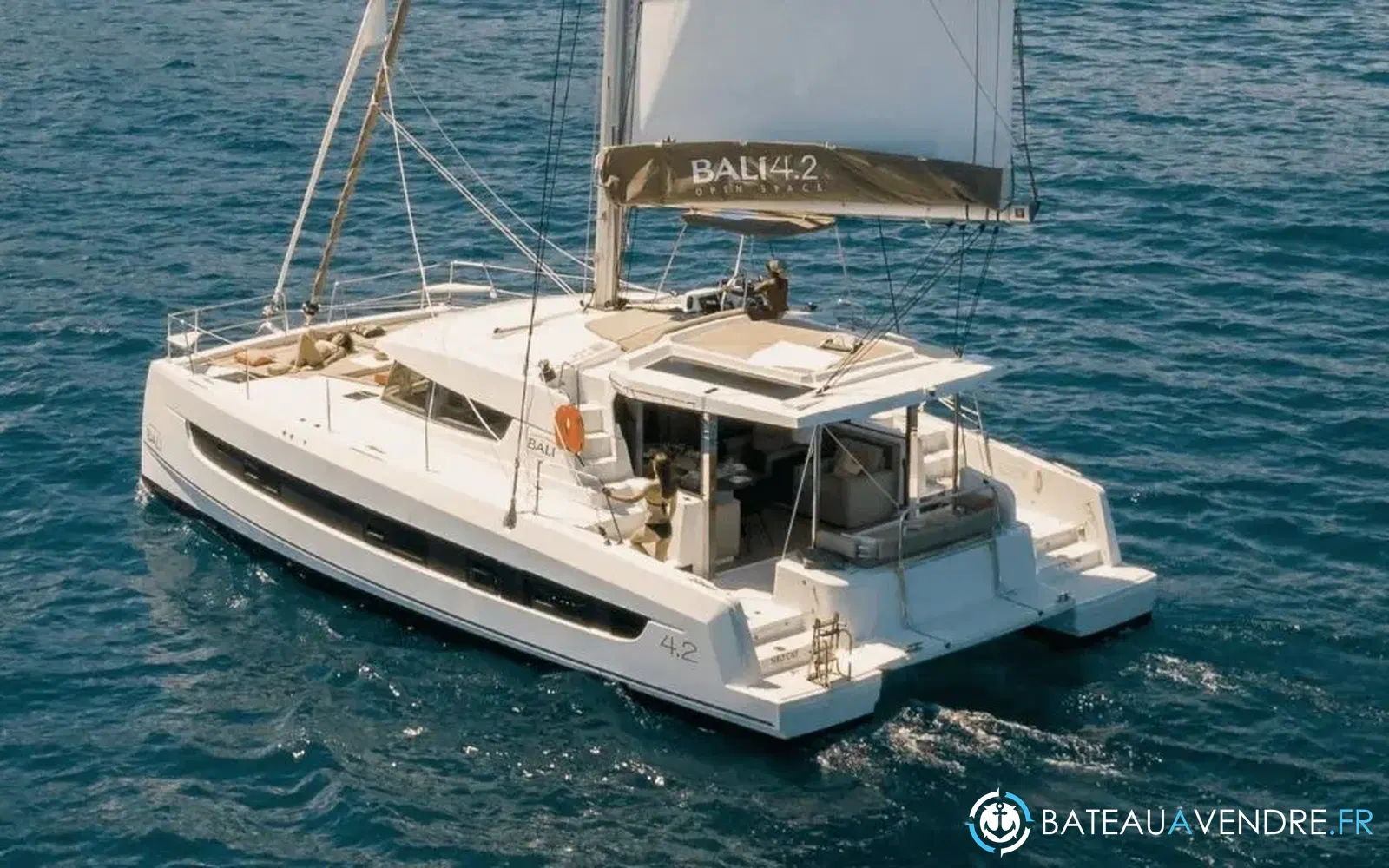 slider 0 Bali Catamarans 4.2