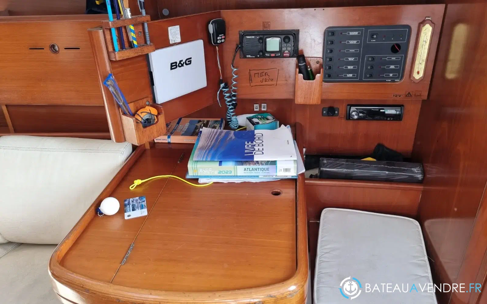 slider 18 Beneteau First 31.7