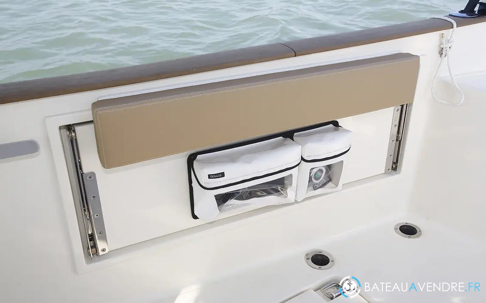 slider 3 Rhea 800 Timonier