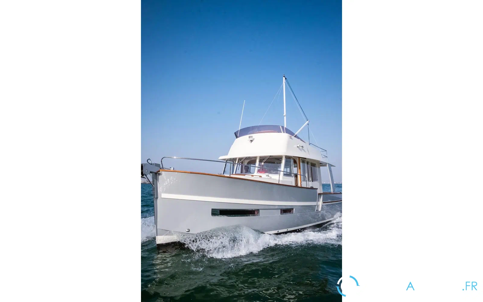slider 2 Rhea Trawler 34
