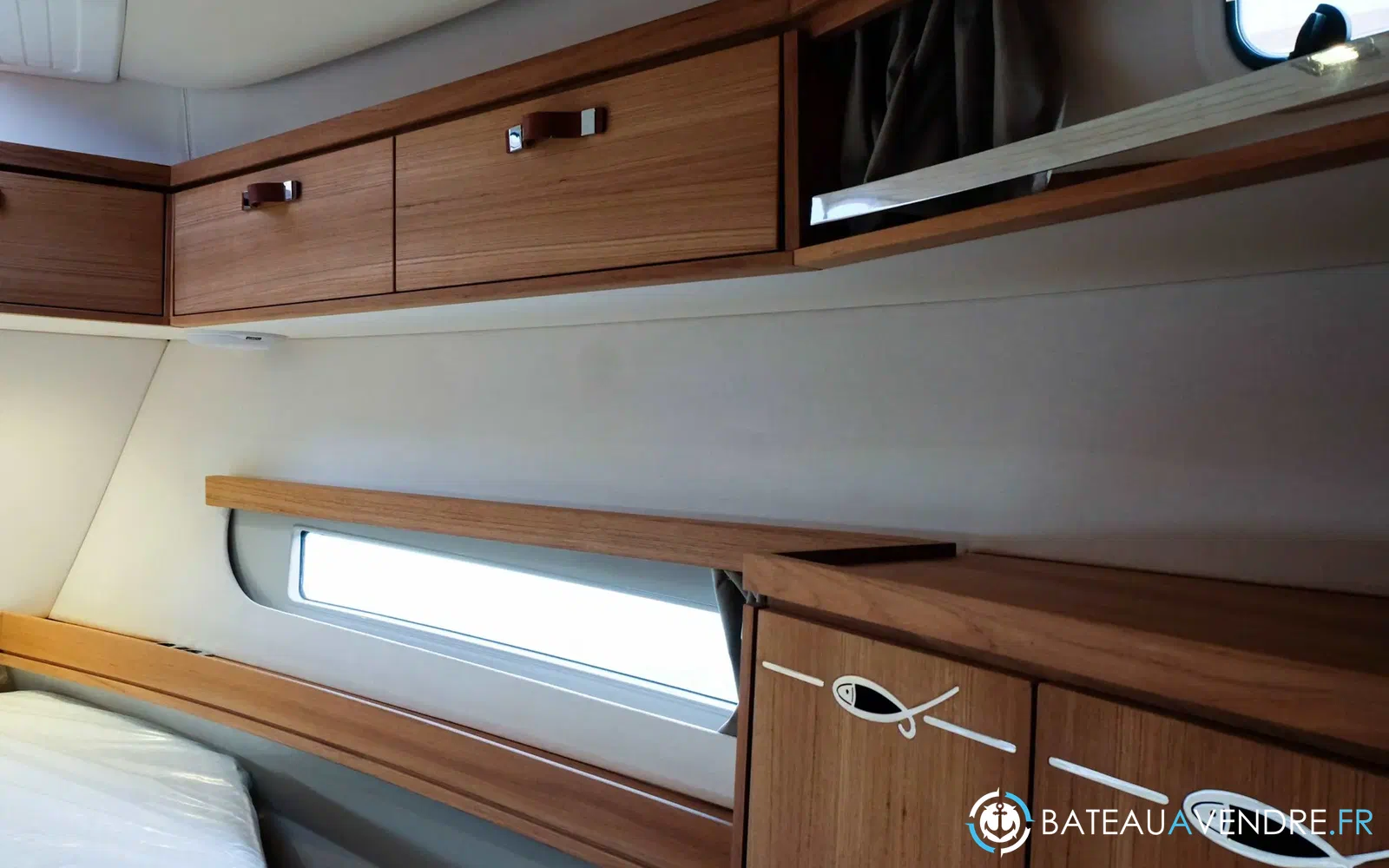 slider 7 Rhea Trawler 34