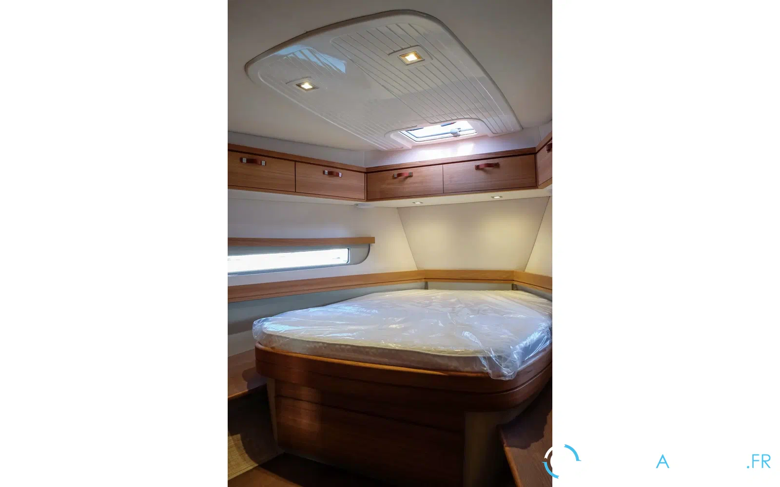 slider 8 Rhea Trawler 34