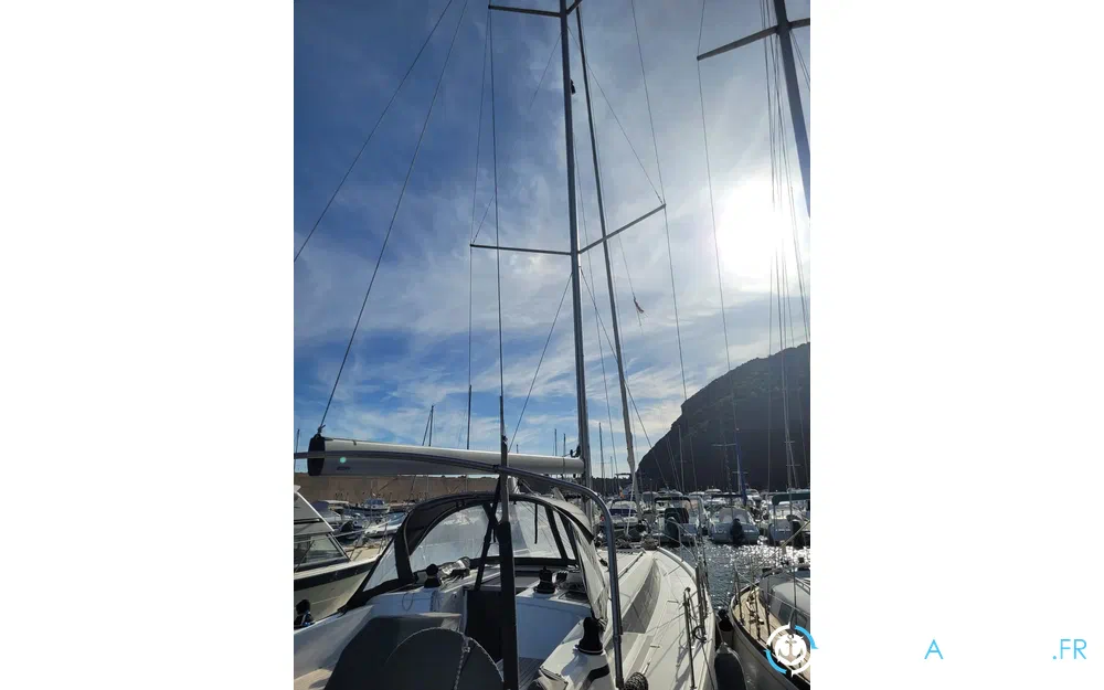 Bavaria C38  photo 3