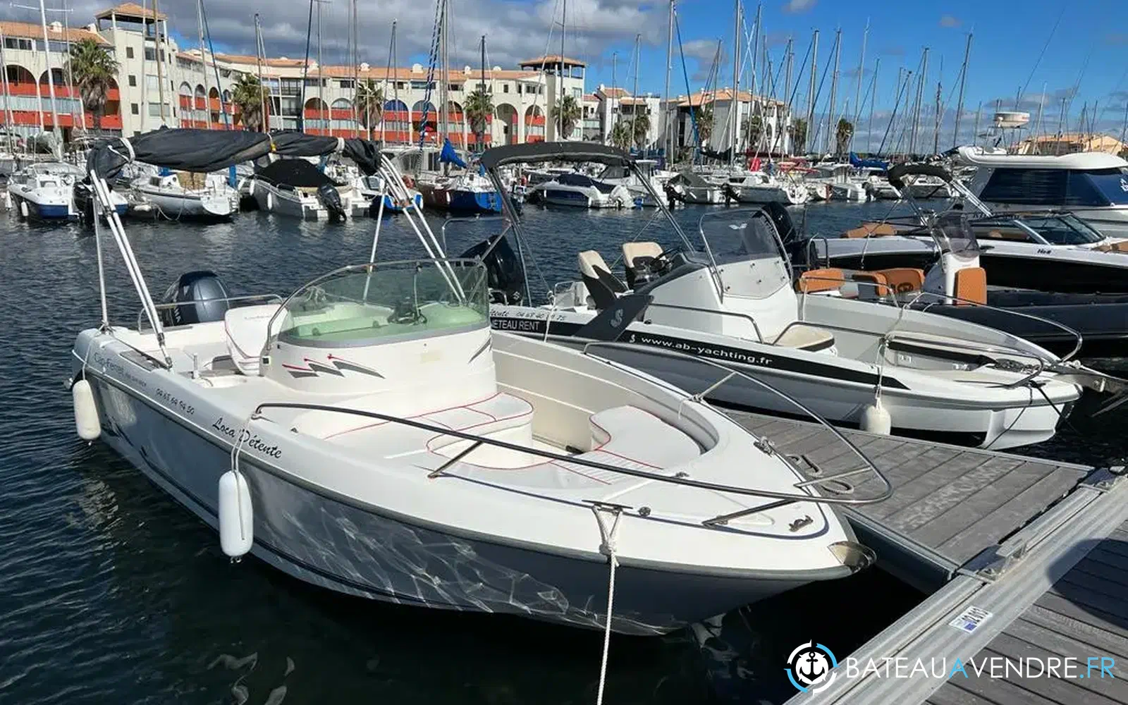 slider 0 B2 Marine Cap Ferret 650 Open Sun Deck