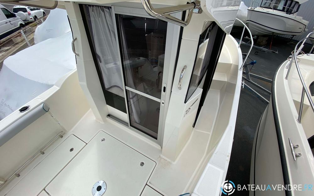 Quicksilver Activ 705 Pilothouse  photo 2