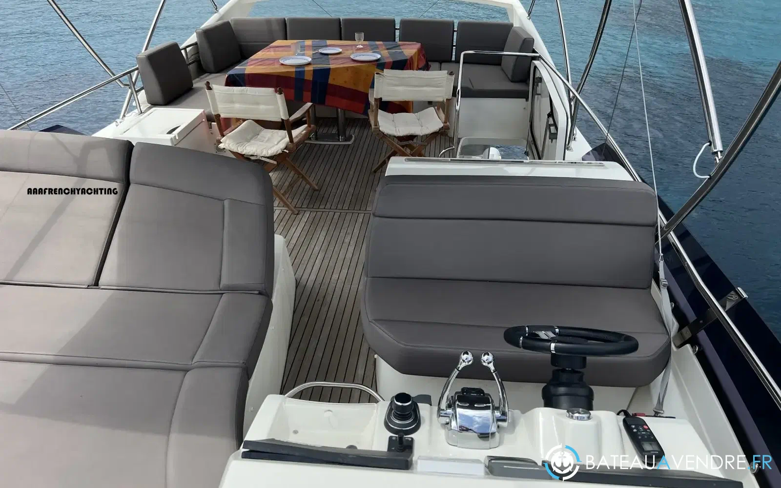 slider 5 Jeanneau Prestige 560
