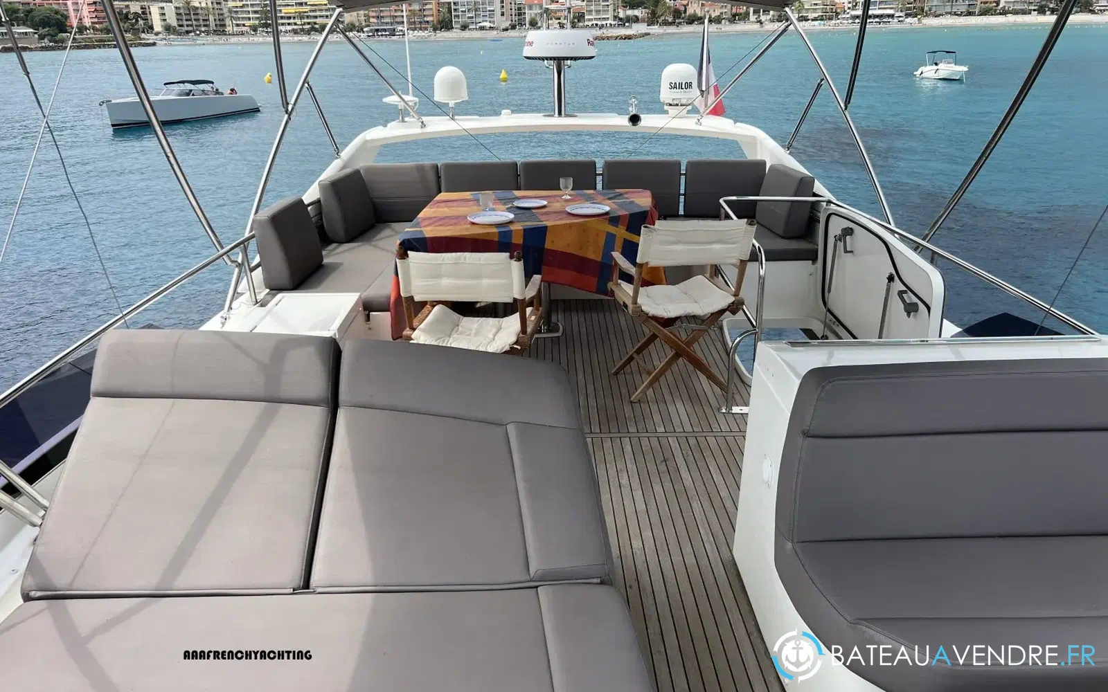 slider 6 Jeanneau Prestige 560