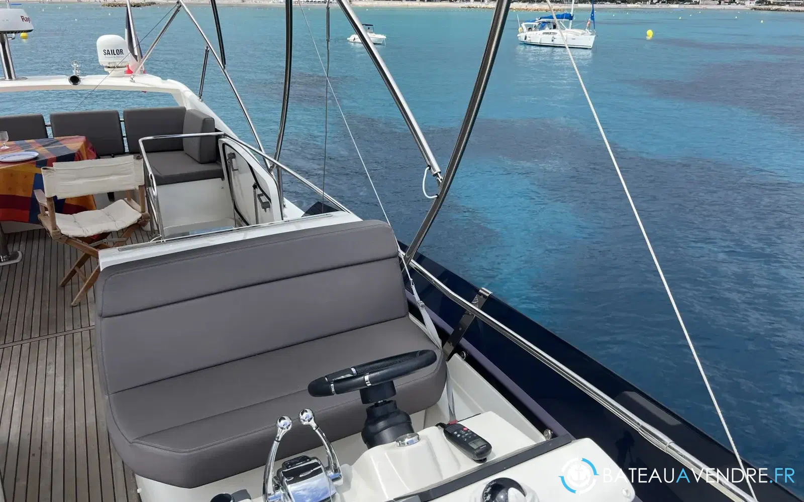 slider 7 Jeanneau Prestige 560