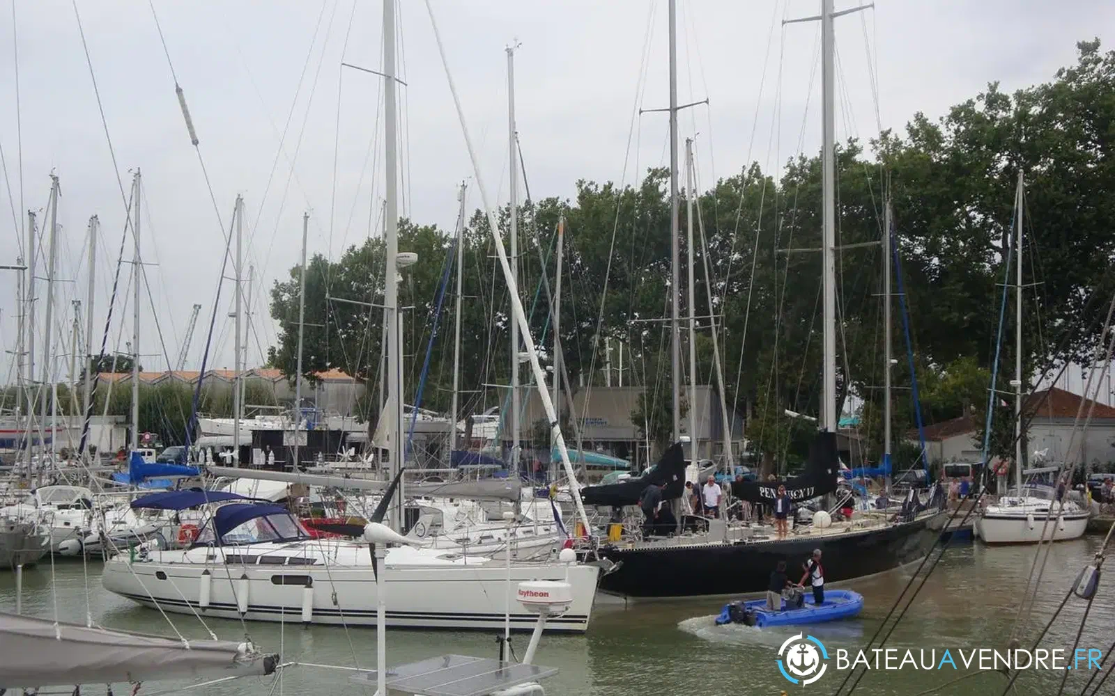 slider 12 Jeanneau Sun Odyssey 49 i