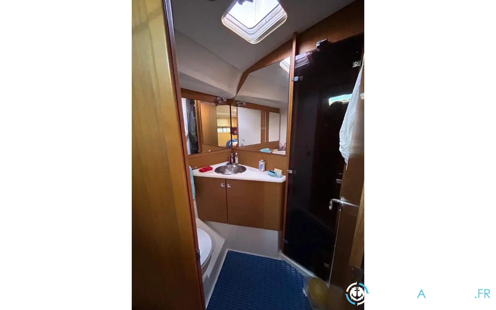 slider 27 Jeanneau Sun Odyssey 49 i