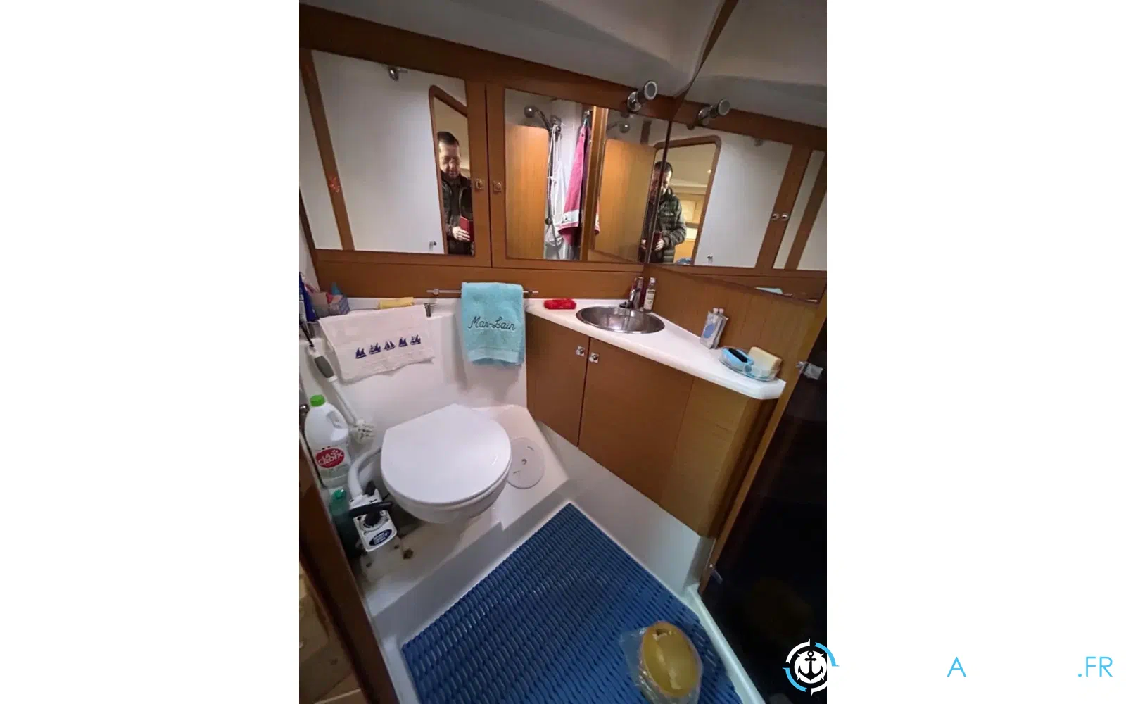 slider 28 Jeanneau Sun Odyssey 49 i