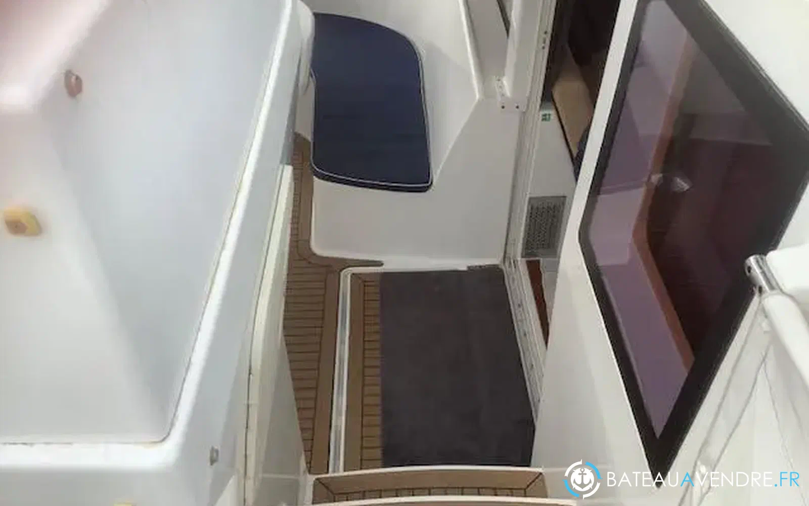 slider 32 Fountaine Pajot Salina 48