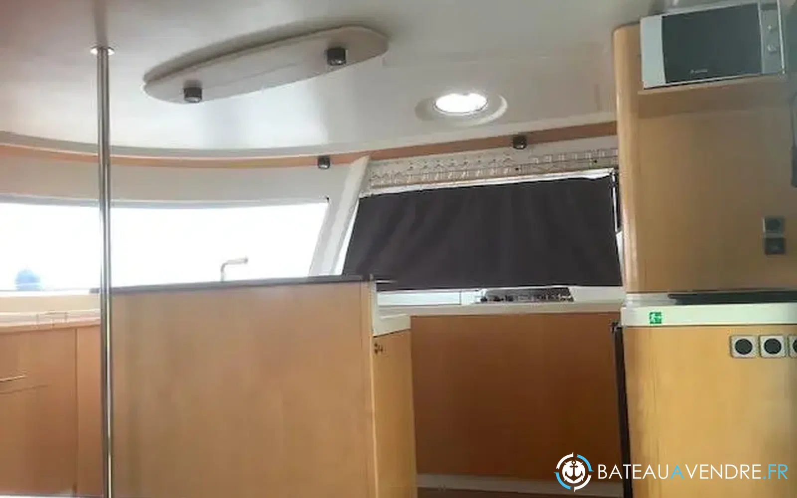 slider 41 Fountaine Pajot Salina 48
