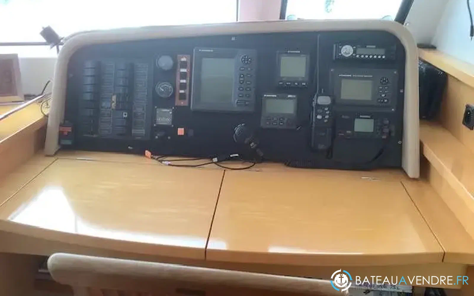 slider 46 Fountaine Pajot Salina 48