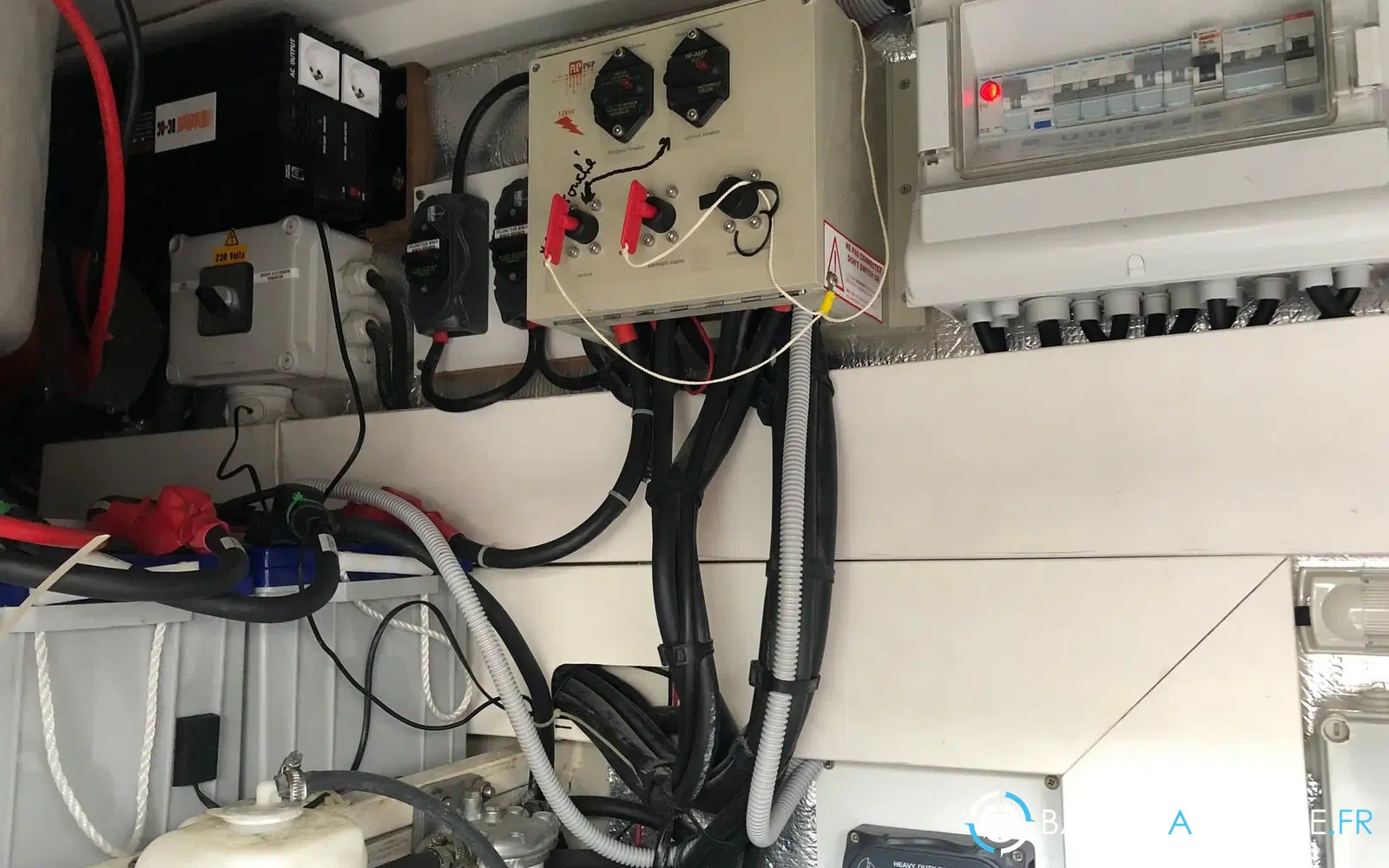 slider 19 Fountaine Pajot Salina 48