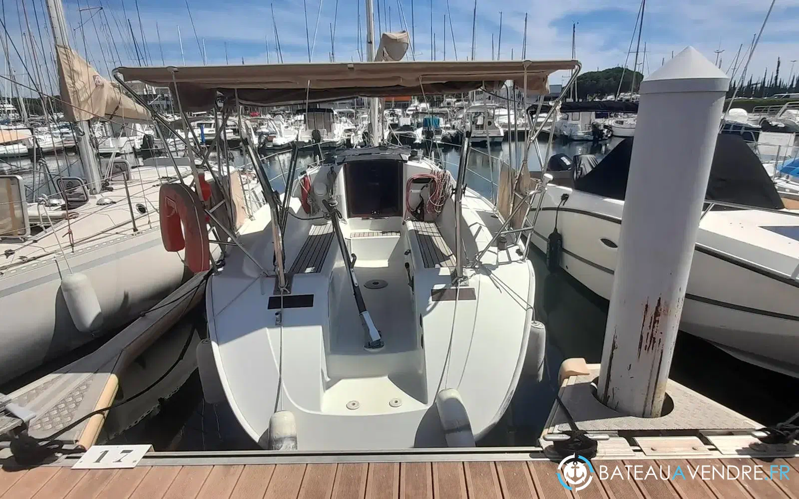 slider 1 Jeanneau Sun Way 29