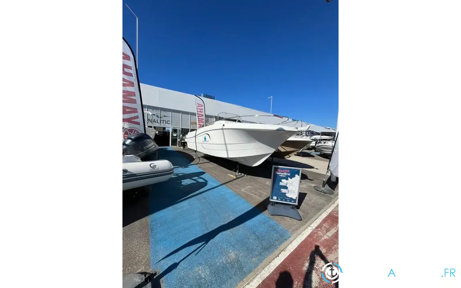 slider 0 Pacific Craft 750 Open