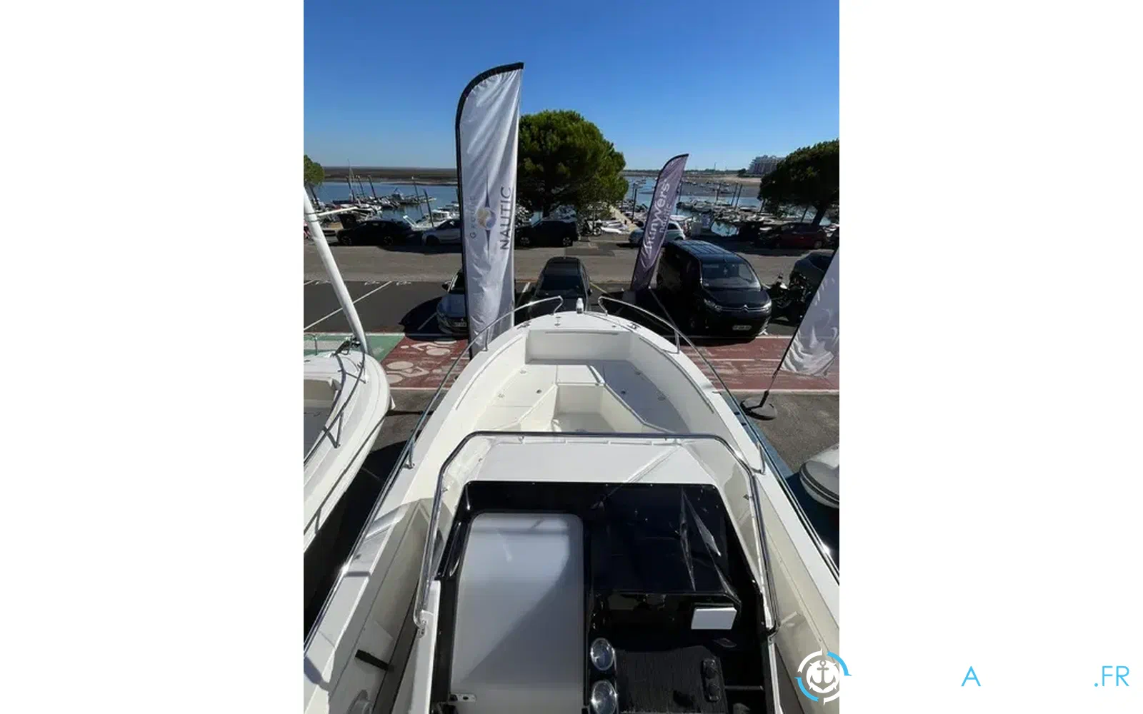 slider 2 Pacific Craft 750 Open