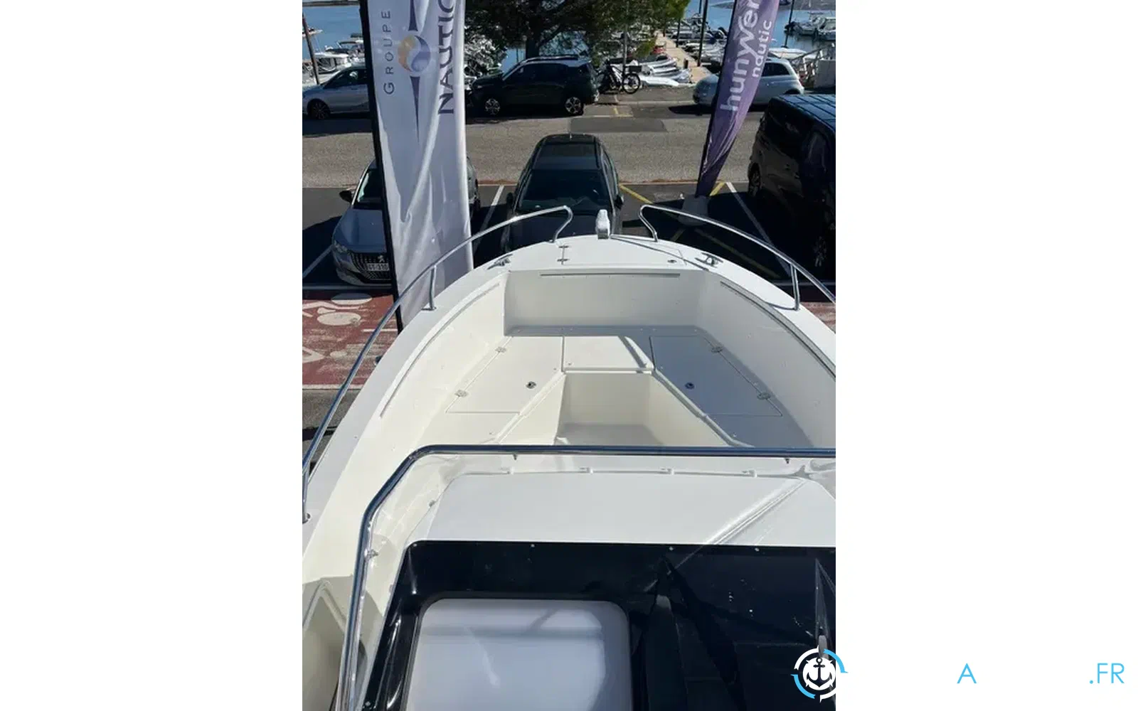 slider 3 Pacific Craft 750 Open
