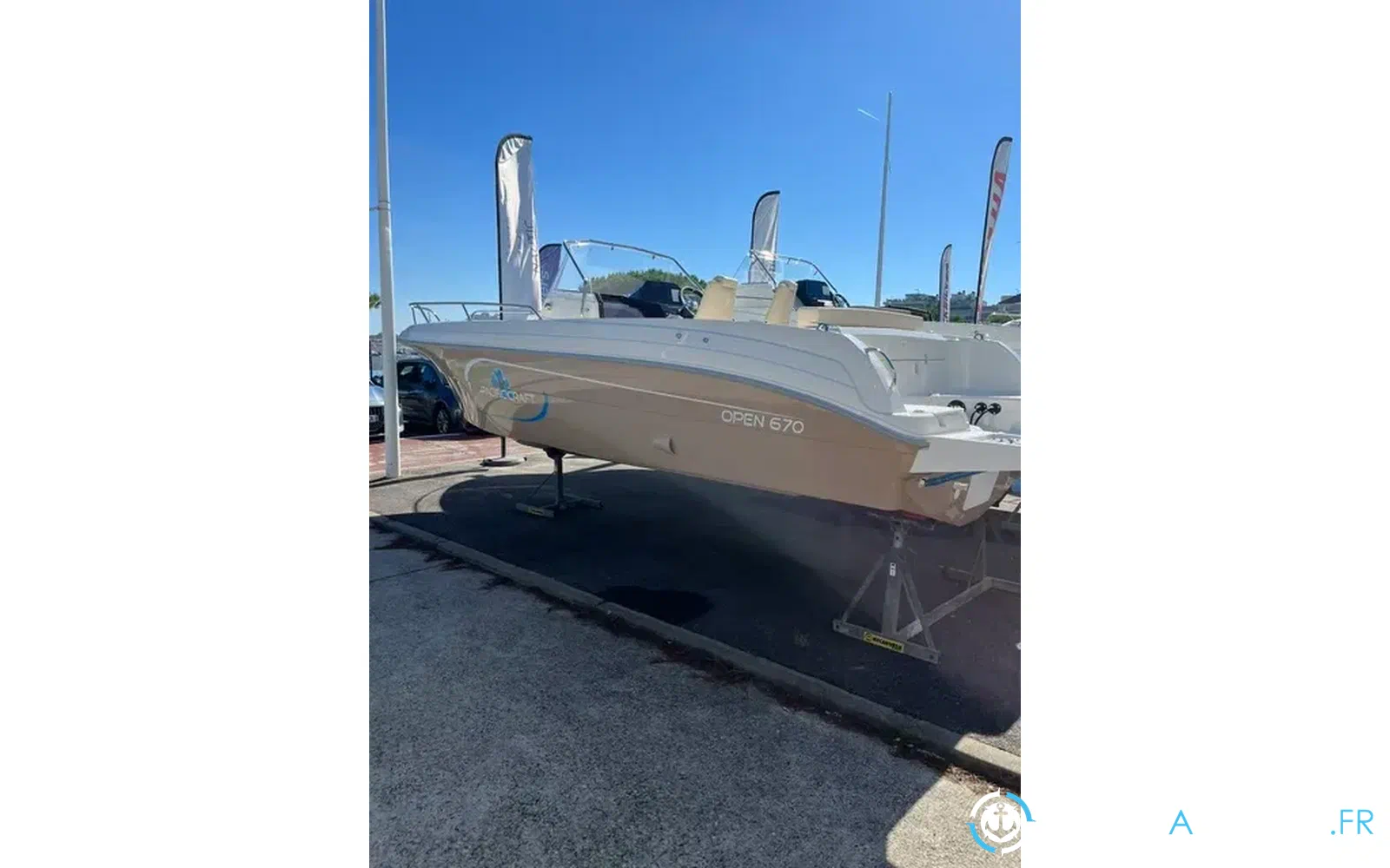 slider 0 Pacific Craft 670 Open