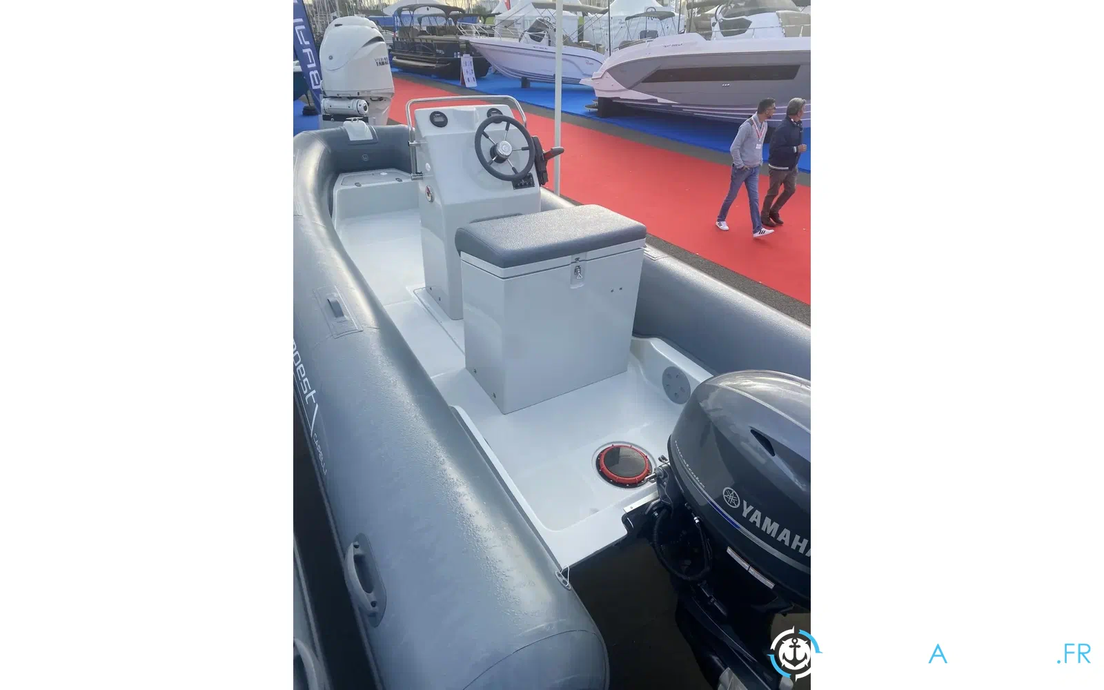 slider 4 Capelli Tempest 500