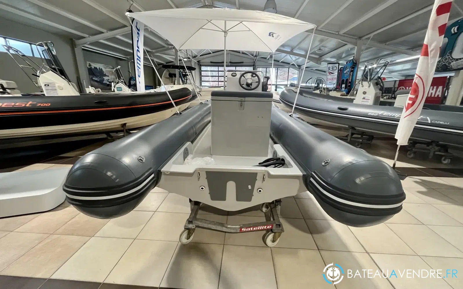 slider 4 Capelli Tempest 500
