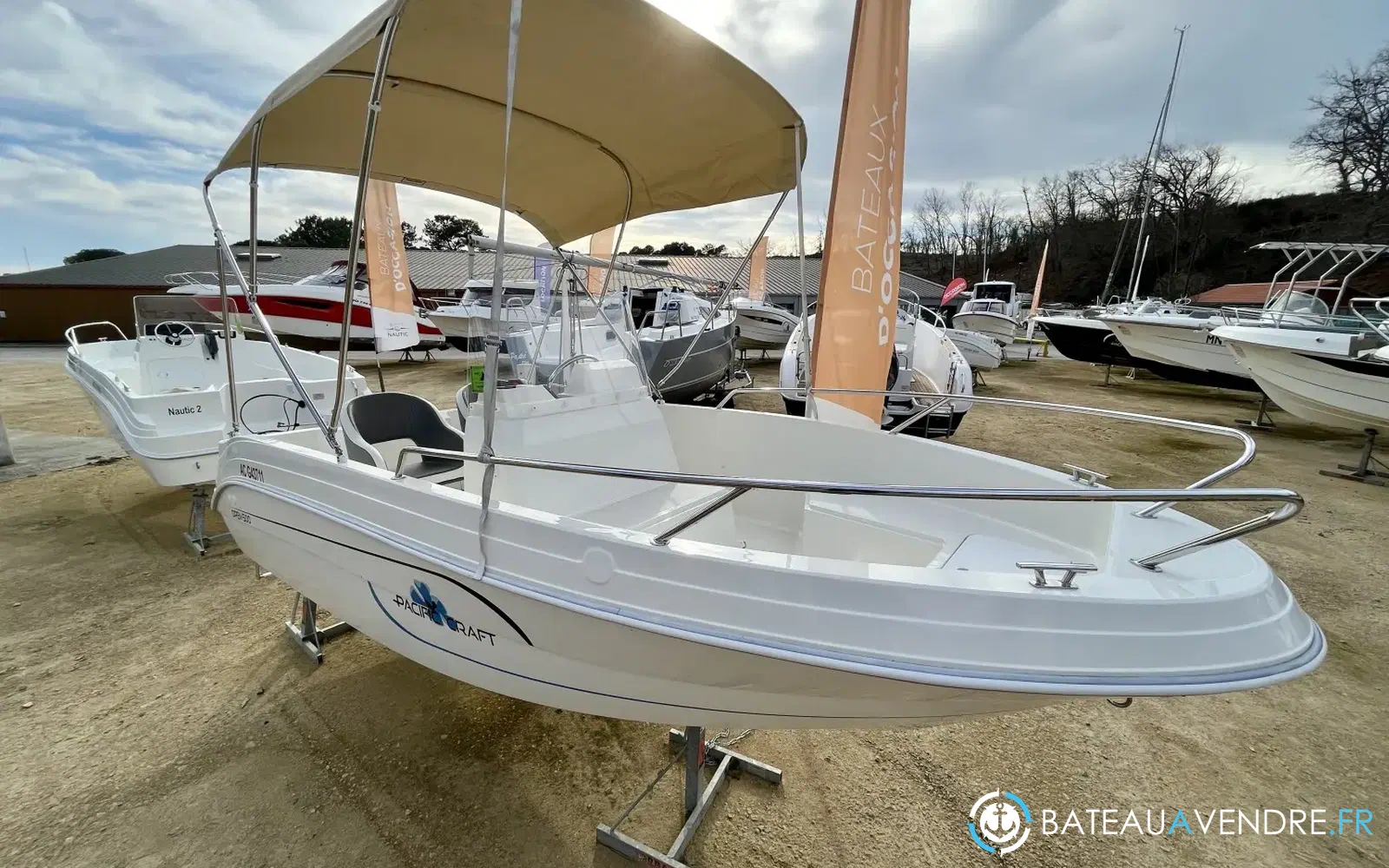 slider 2 Pacific Craft 500 Open