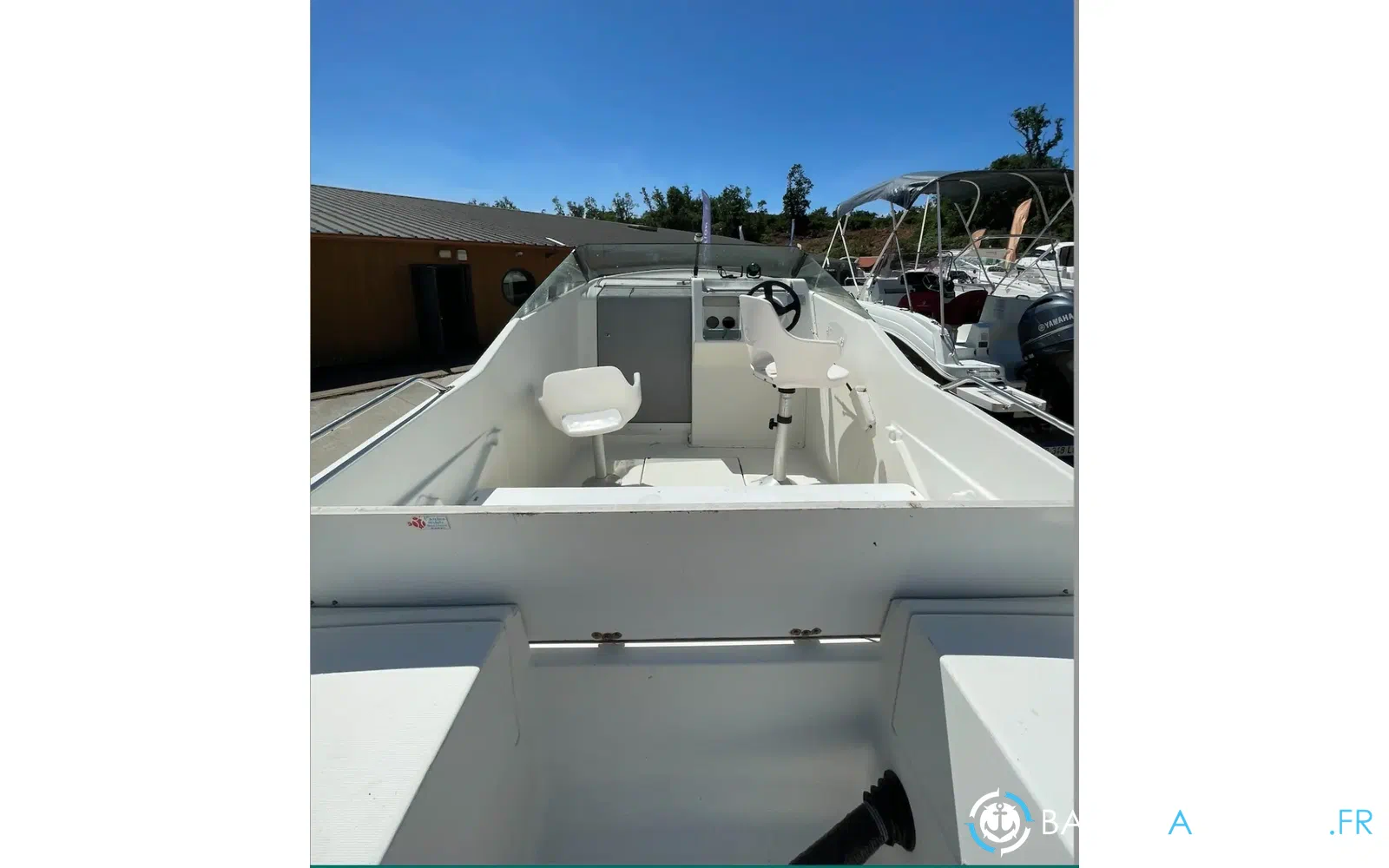 slider 3 Beneteau Flyer 5
