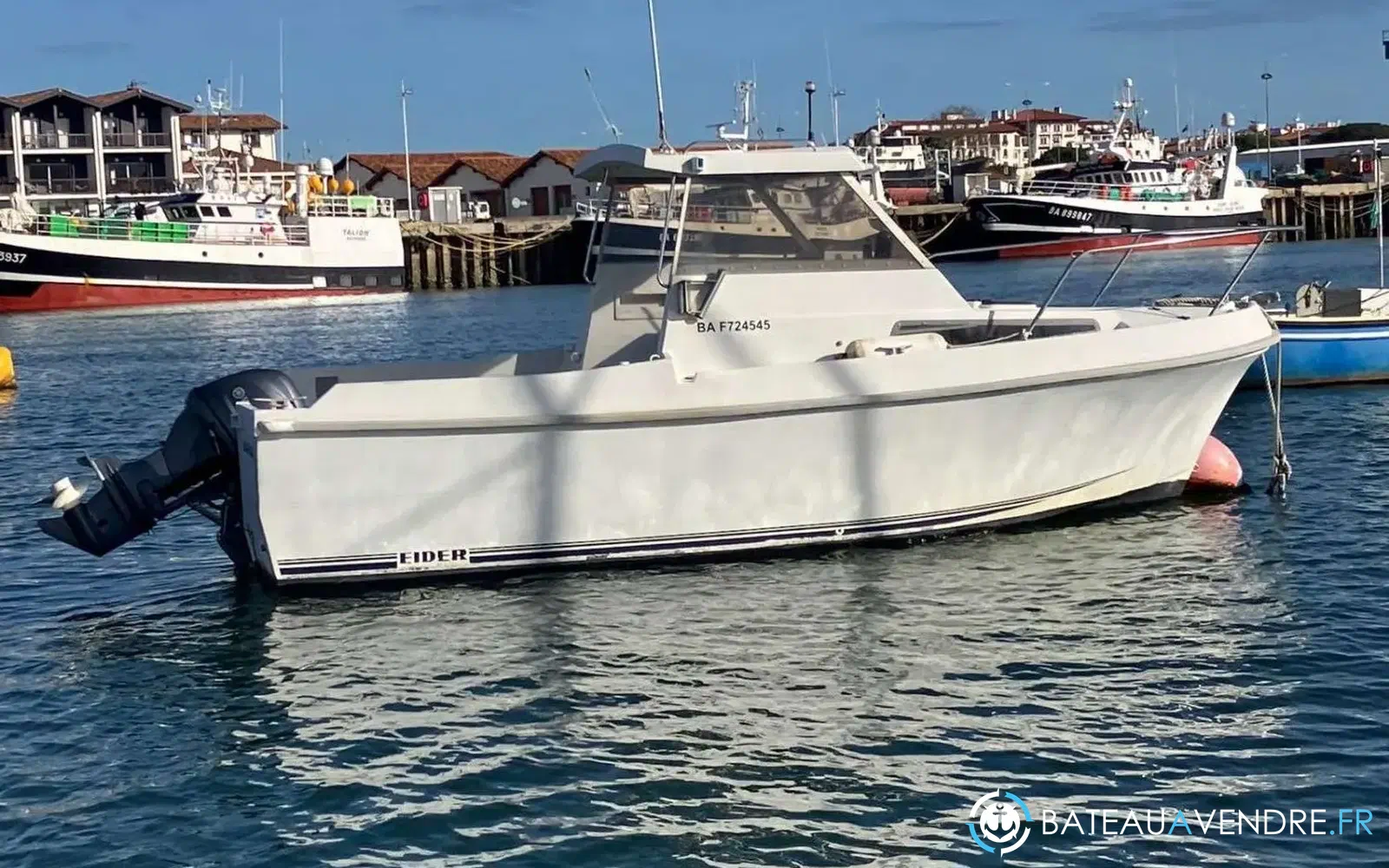 slider 1 Sea Rover 590