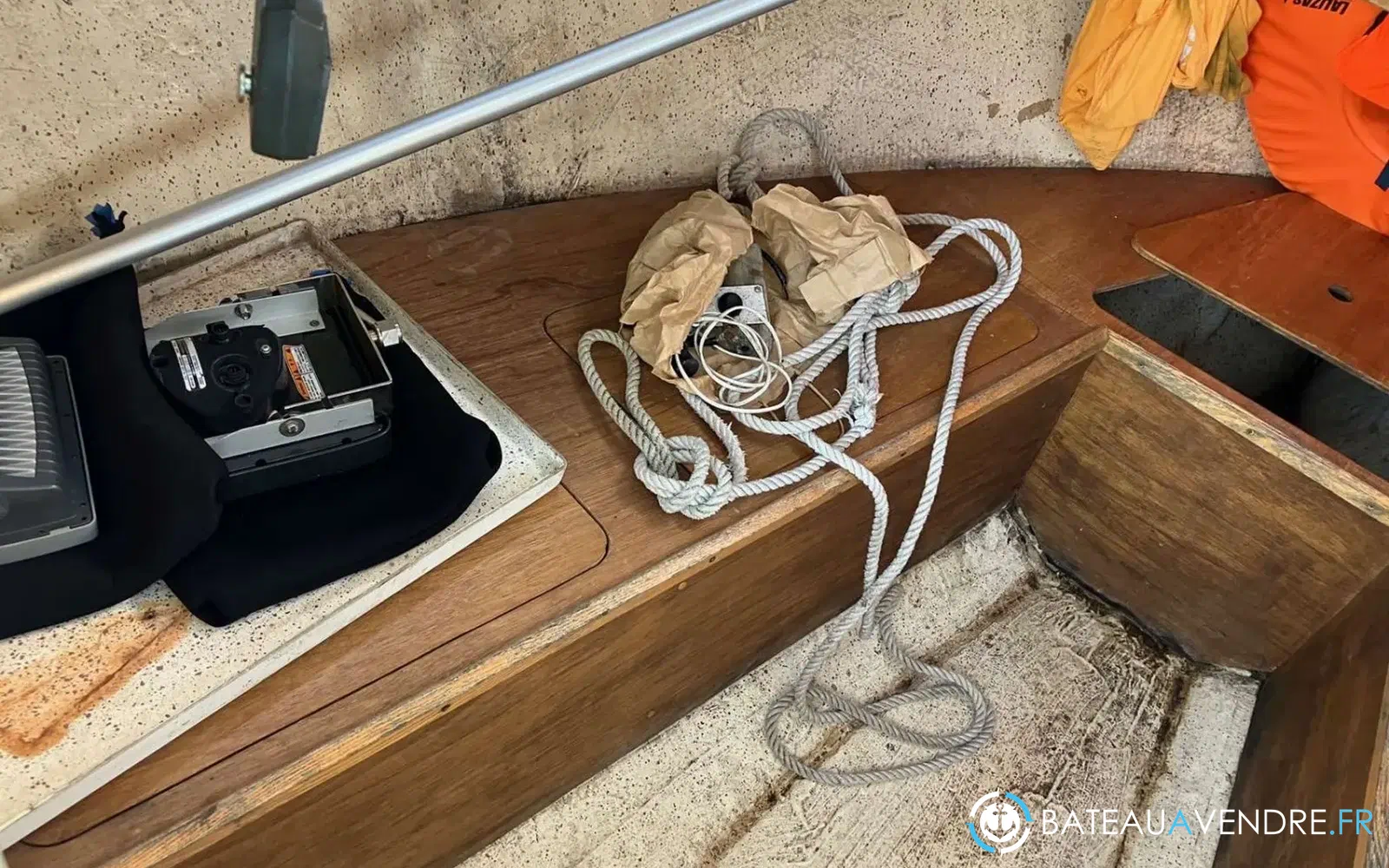 slider 32 Sea Rover 590