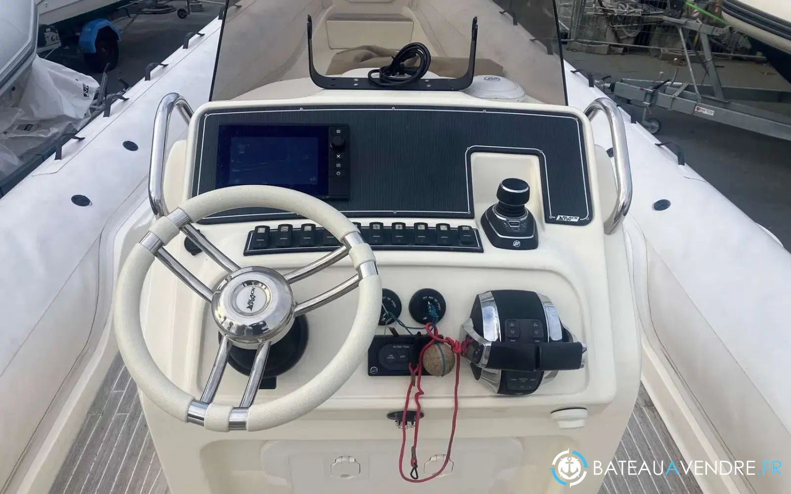 slider 11 Nuova Jolly Blackfin 9 Elegance