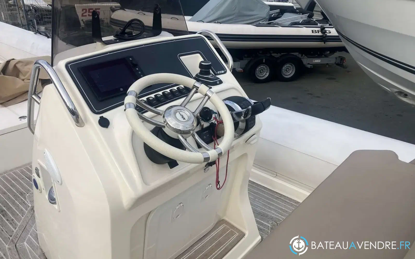 slider 12 Nuova Jolly Blackfin 9 Elegance