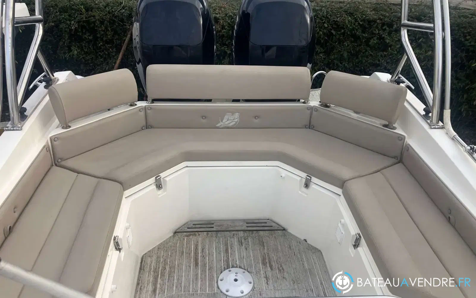slider 14 Nuova Jolly Blackfin 9 Elegance
