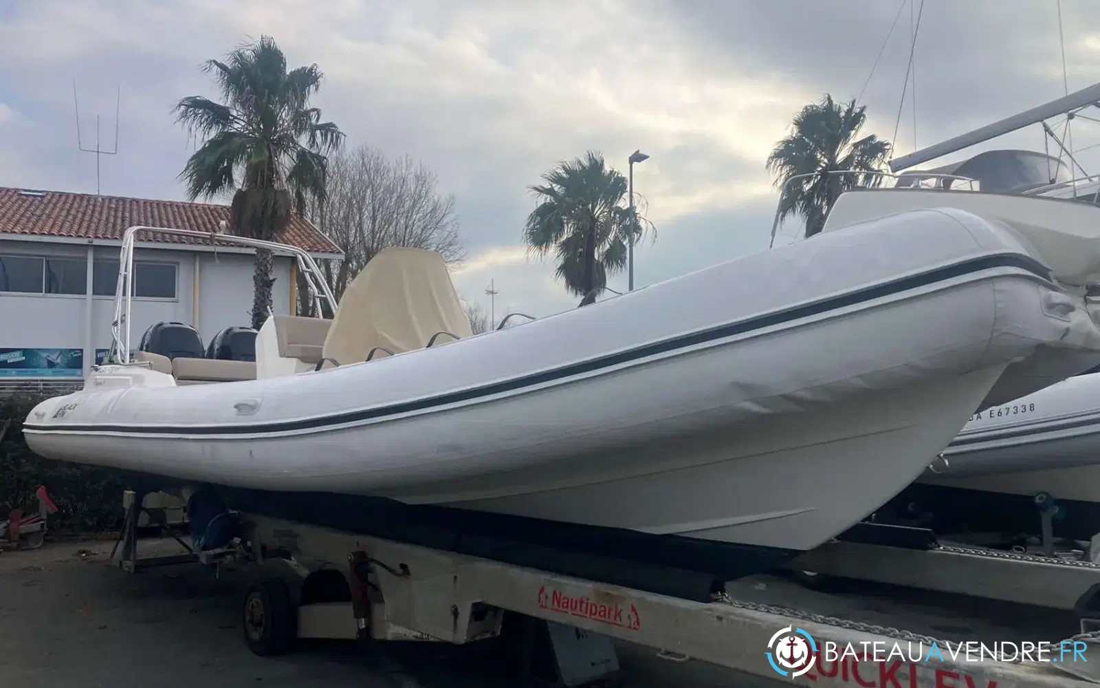 slider 3 Nuova Jolly Blackfin 9 Elegance