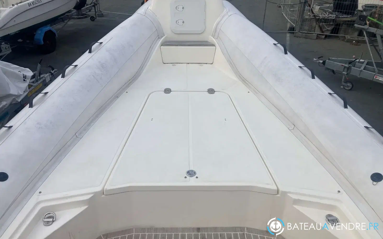 slider 6 Nuova Jolly Blackfin 9 Elegance